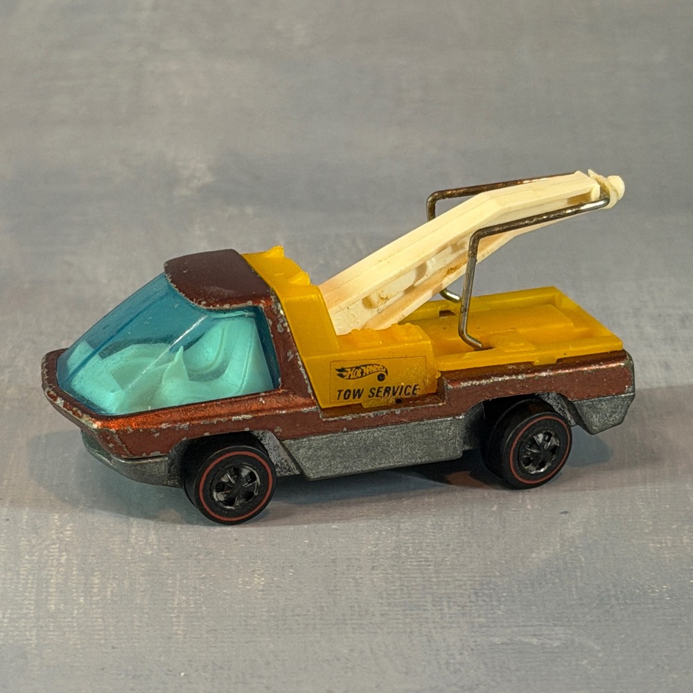 Hot Wheels 1969 Redline The Heavyweights Tow Truck Spectraflame Brown Hong Kong